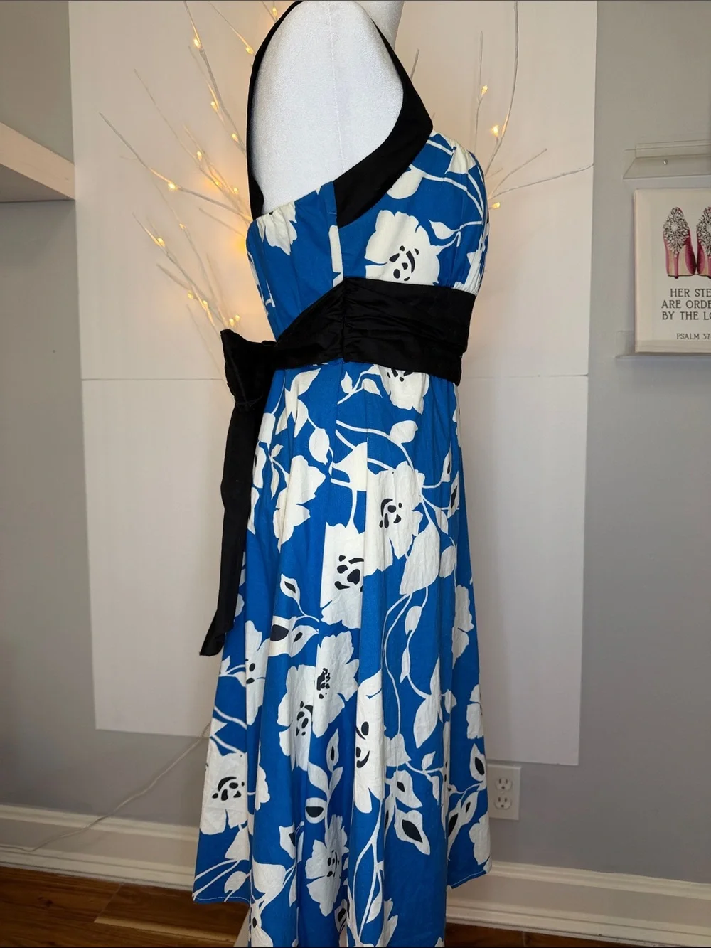 Sun dress GUC sleeveless blues with white flowers/ BLK trm Mach wash/fry SZ M - Picture 2 of 5